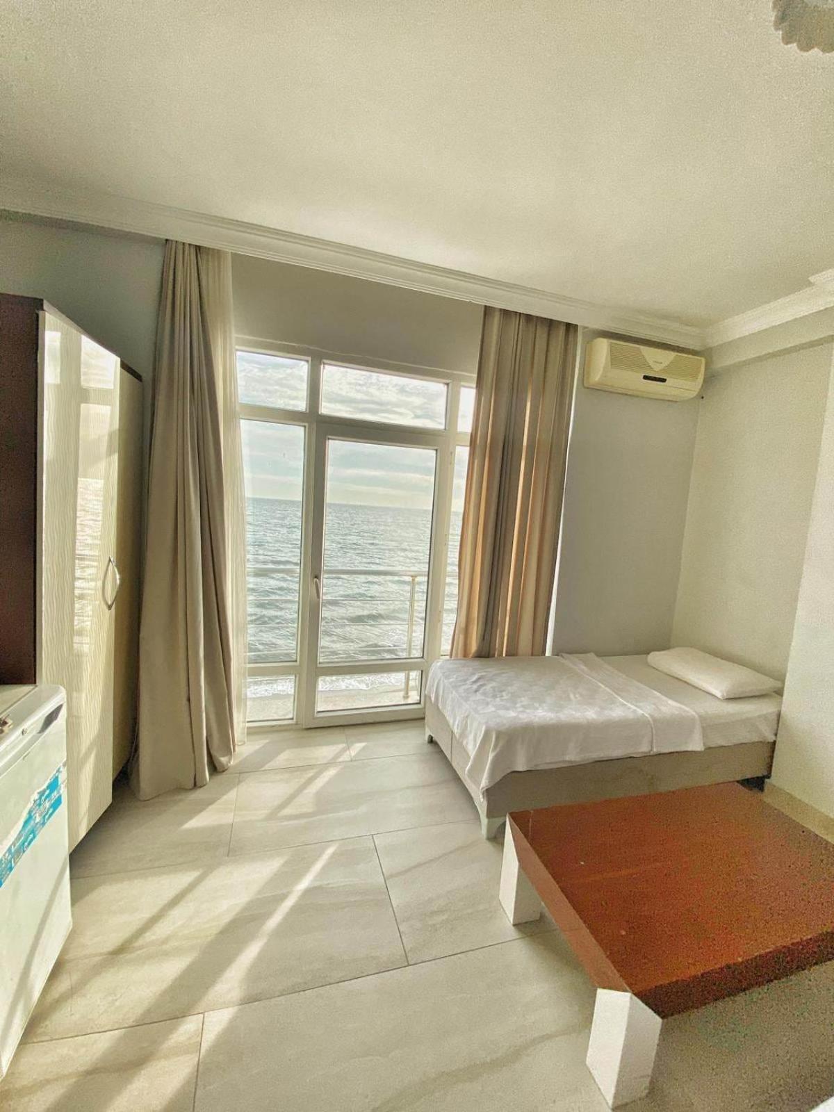 Deniz Hotel Kumburgaz Büyükçekmece Exterior foto